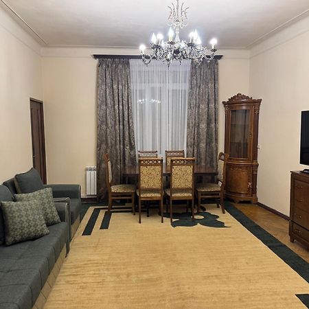 Apartments On Paronyan 15 يريفان المظهر الخارجي الصورة
